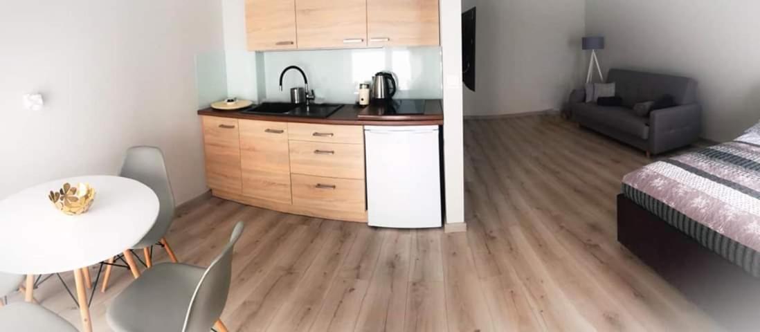 Apartamento Apartament Konin Prestige Exterior foto